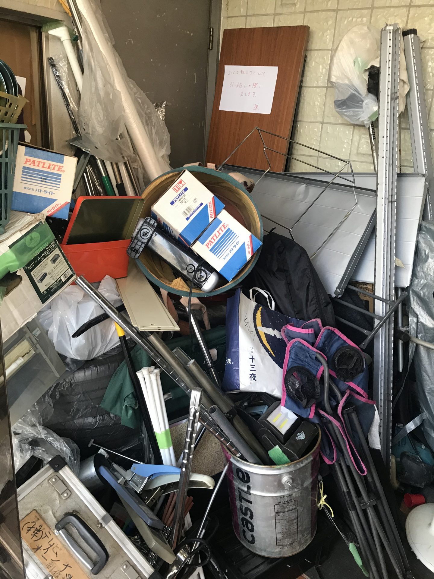d7812c3b5c7d622f9a51f0c100b7dda5 現場レポート・ビフォー渋谷区不用品回収の清掃依頼1