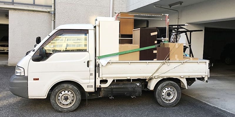 g8brq8UJBiBHGpR1590467478 1590467503 min 1 トラック安心積み放題プランで粗大ゴミを積みきった軽トラック