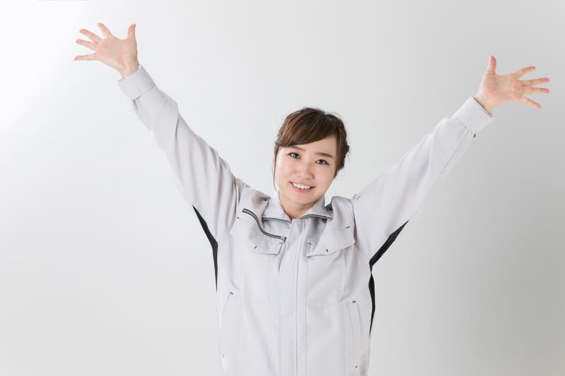 AdobeStock 277832786 汚部屋レベルが3以上の人はプロに依頼しよう